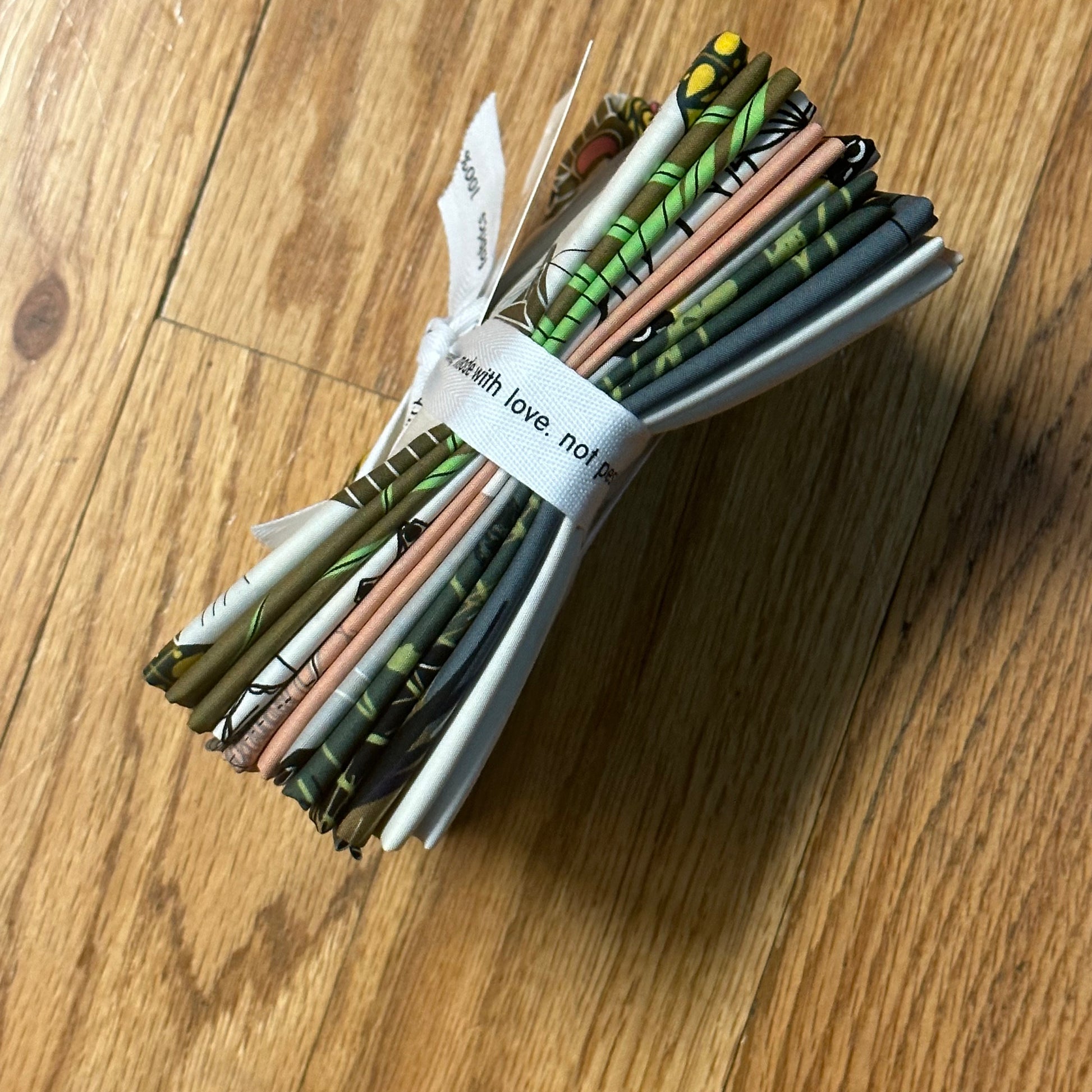 Best of Charley Harper Vol 2 Fat Quarter Bundle FQB-BOCHV2-8 - Sew Much