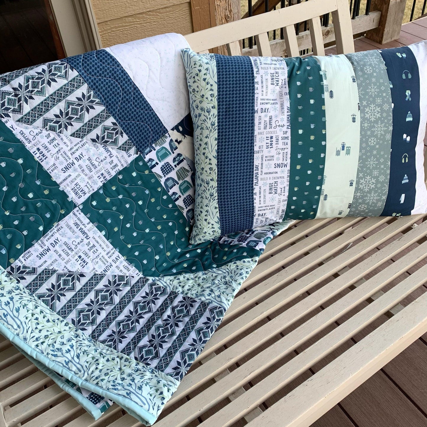Kissing Triangles Fat Quarter Quilt Pattern - Sew Much
