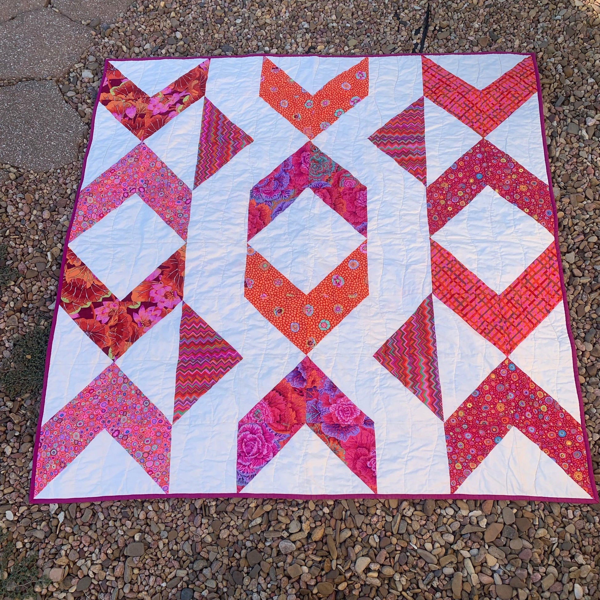 Pointy Bits Quilt Pattern Fat Quarter Quilt Free Pattern - Sew Much